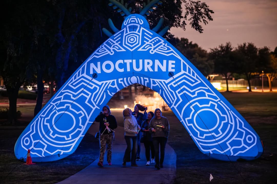 custom inflatable arch