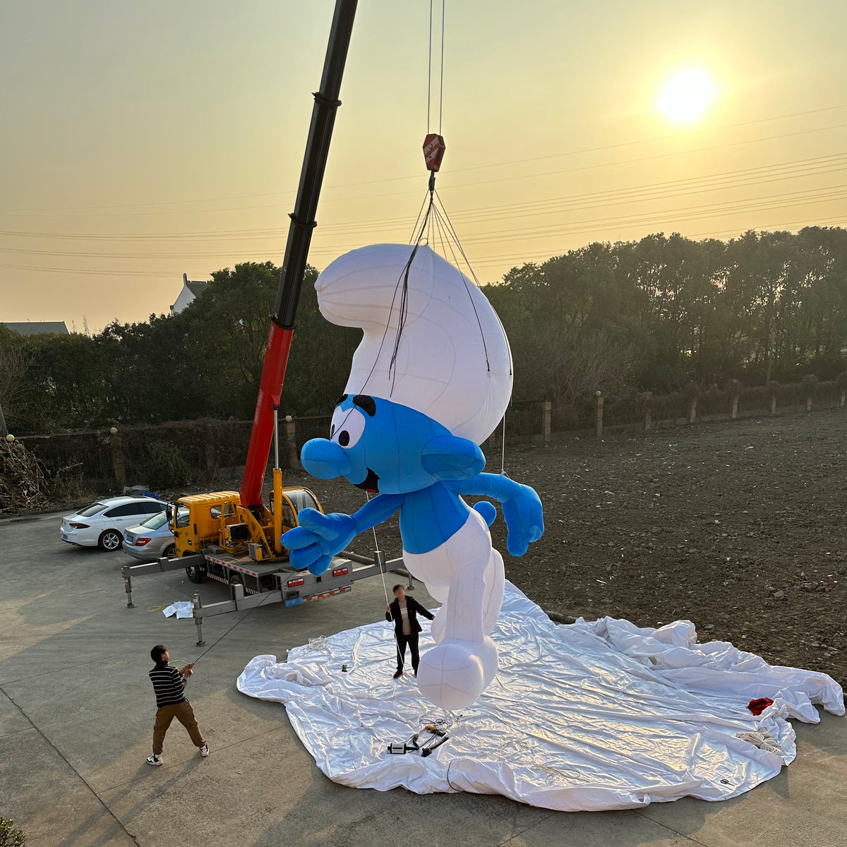 giant smurf inflatable 