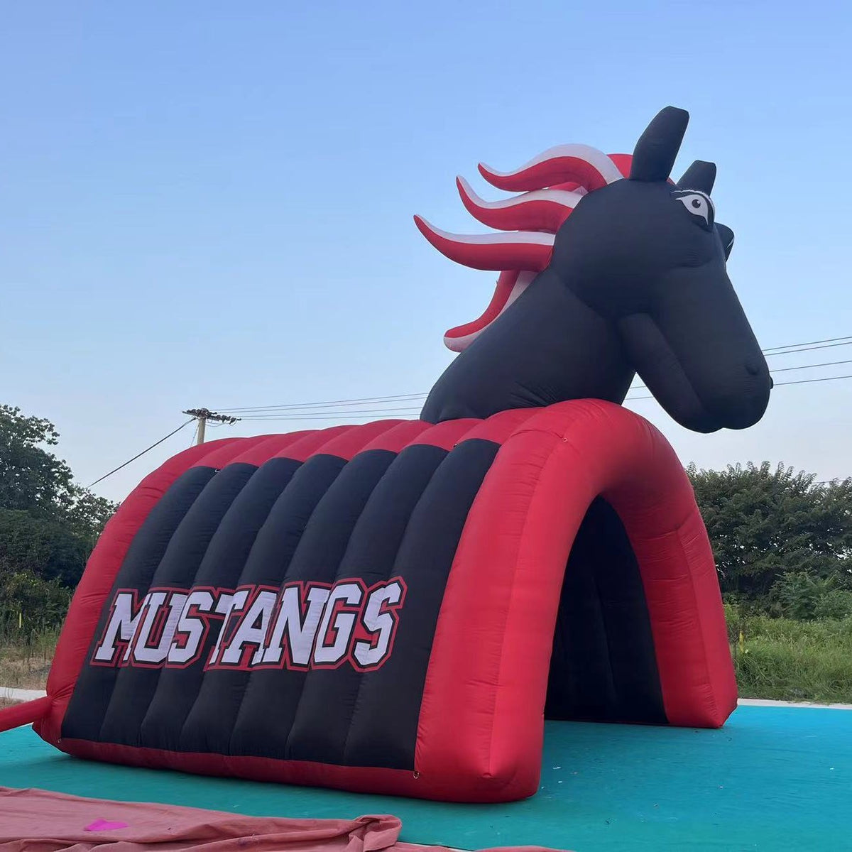 mustangs custom tunnel inflatable